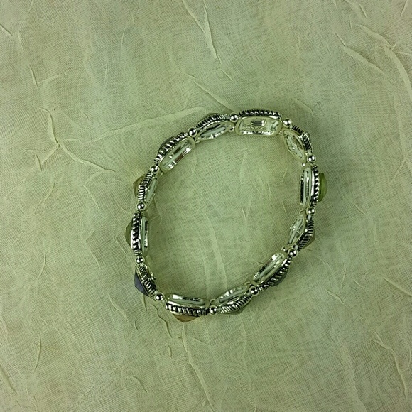 Bracelet Silver tone .5" wide Purple, AbaloneSilver Tone Abalone Look Stretch - Picture 8 of 8